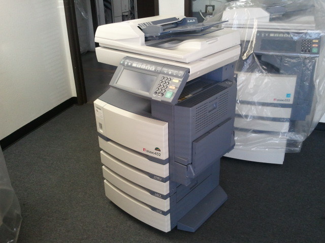 Giá bán máy photocopy Toshiba E450 phù hợp với nhiều văn phòng nhỏ